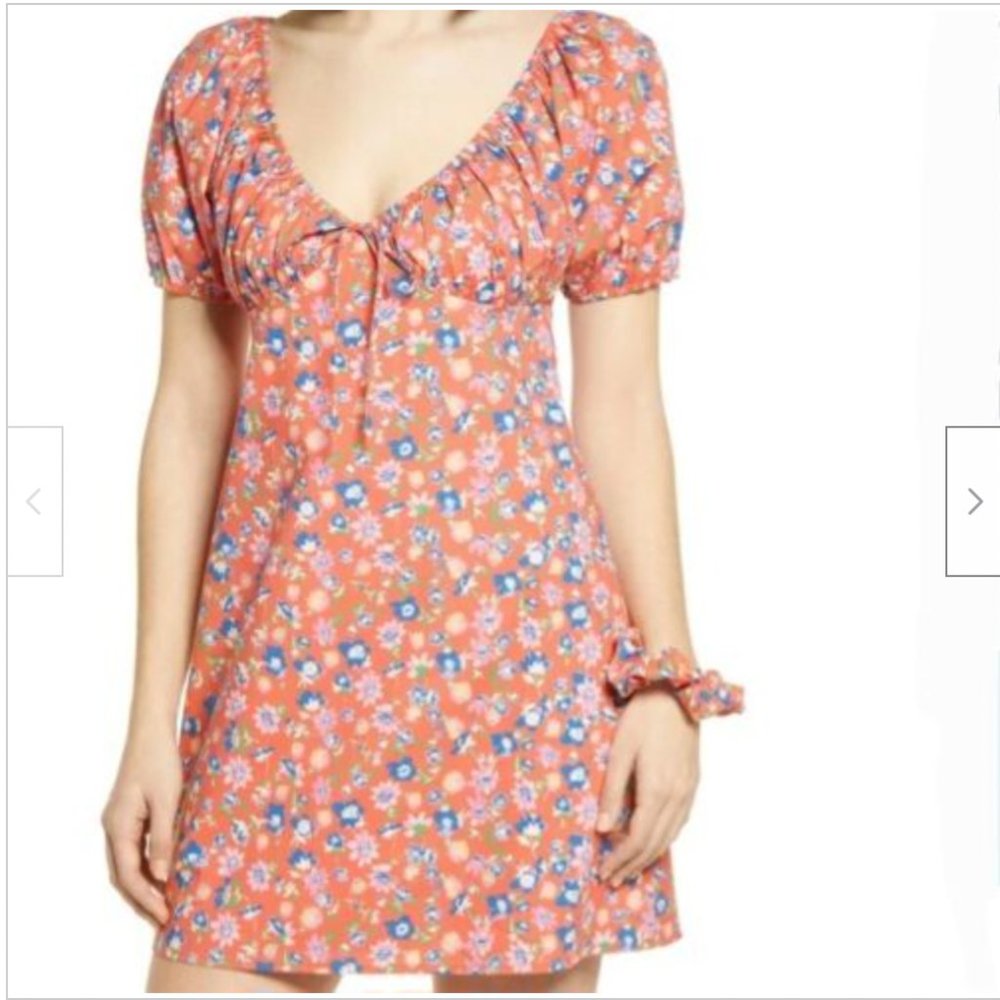 WAYF Short Puff Sleeve Dress